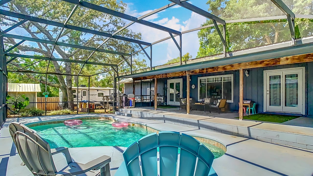 Peaceful 5-Bedroom Home in Altamonte Springs