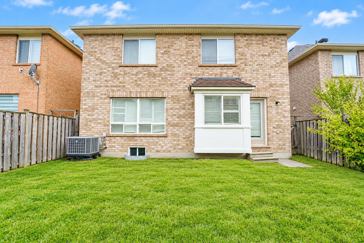 54 Horizon St