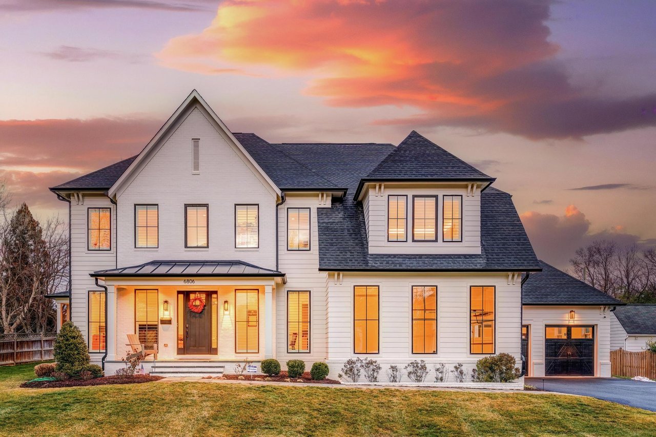 6086 Tennyson Dr