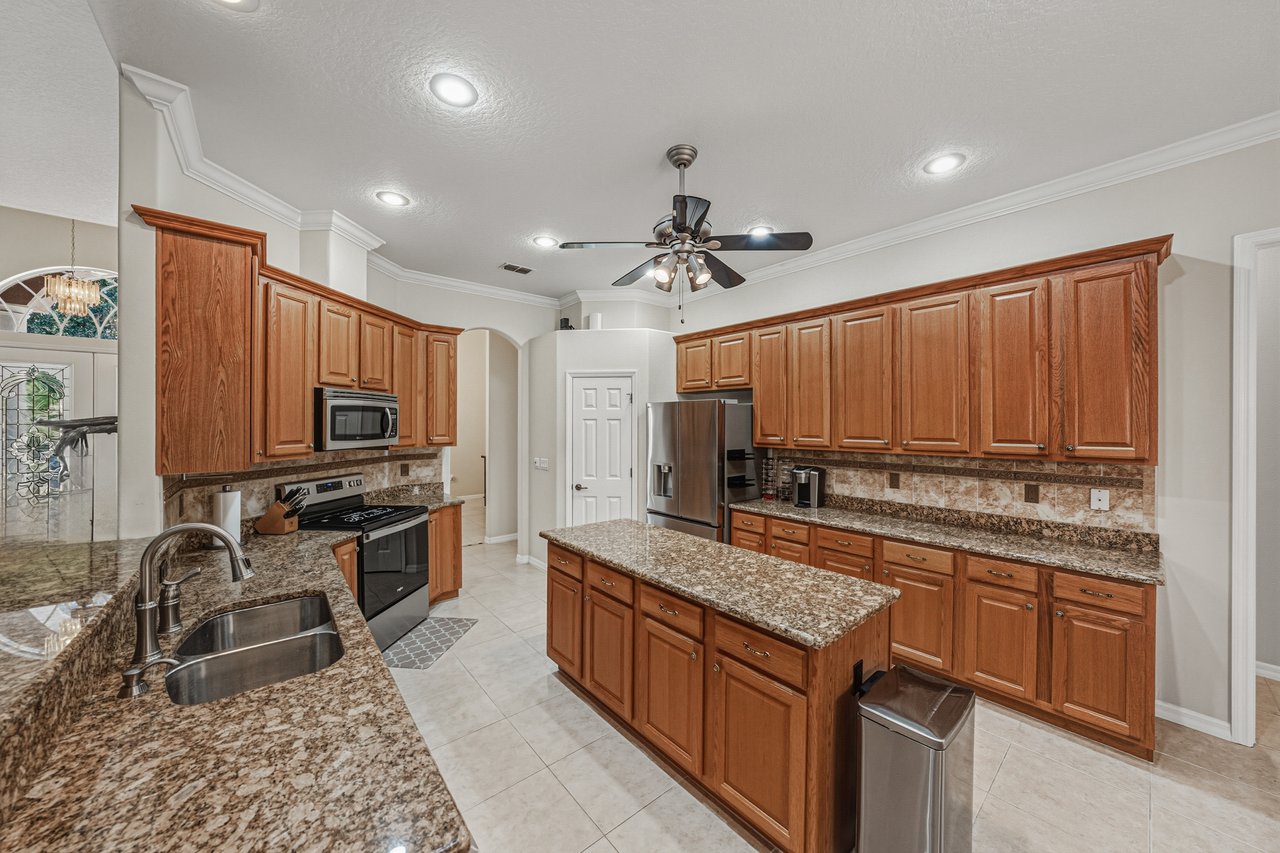 12852 GRAND TRAVERSE DR