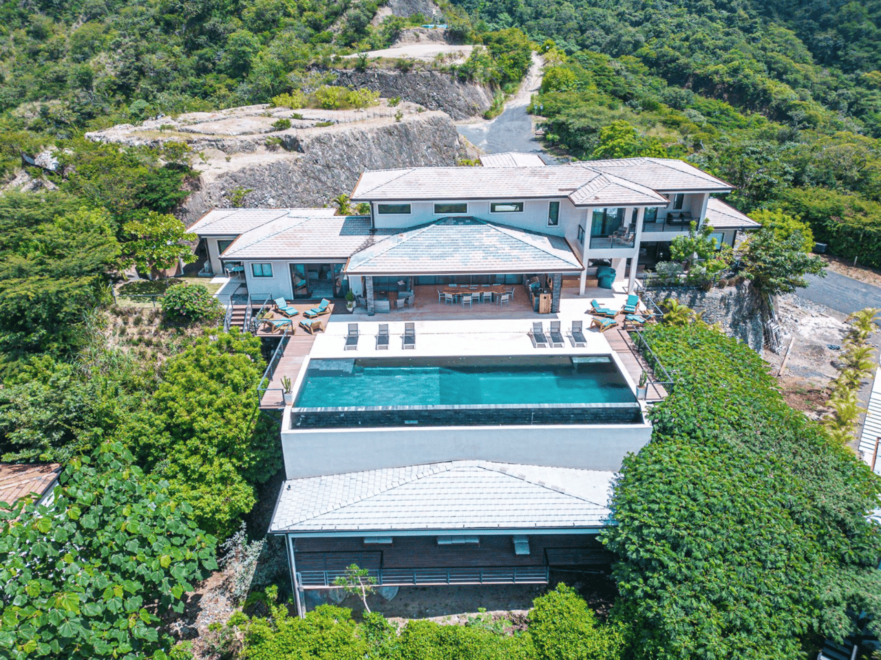 Casa Pacifica - Stunning 9-Bedroom Estate - 6BR Oceanview Home + 3BR Guest House - Mar Vista