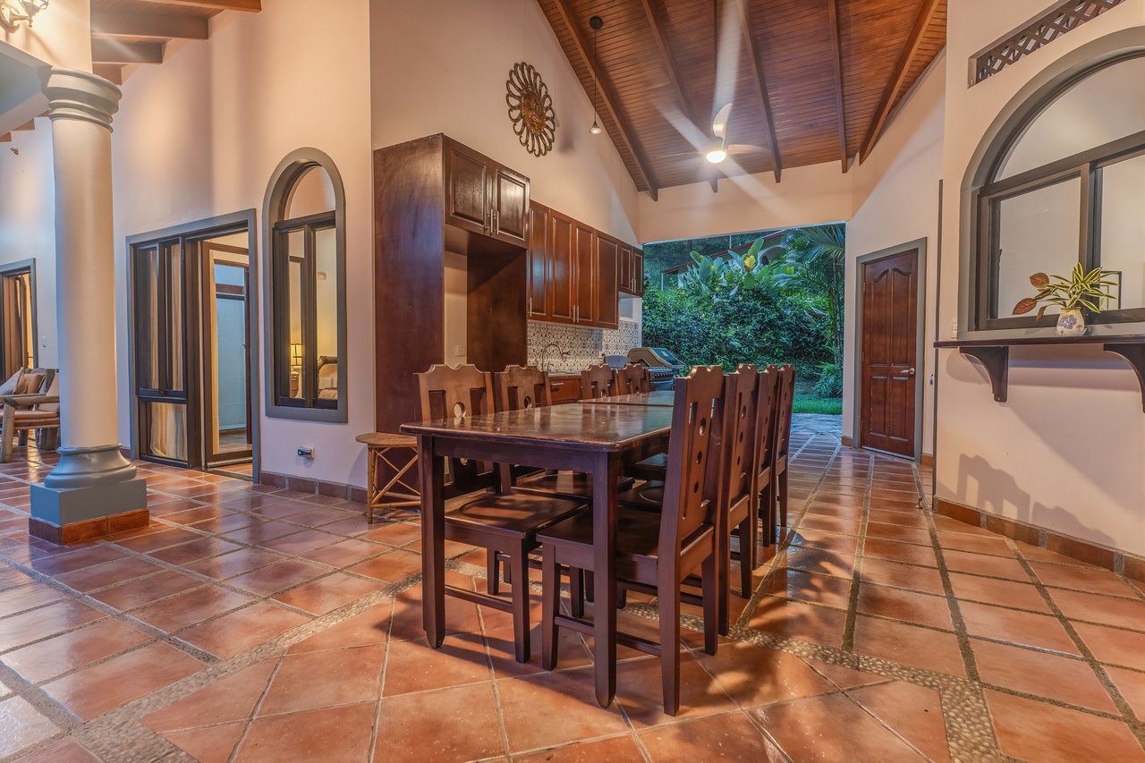 Ojochal Tropical Retreat | 4 Ensuite Bedrooms, Pool & Outdoor Living