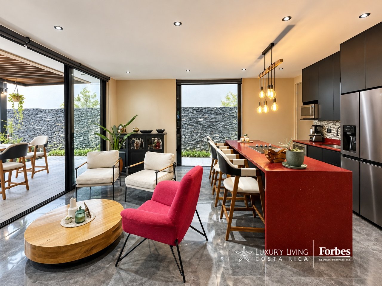 21566 - Contemporary corner home with 3 bedrooms and a garden in Lindora