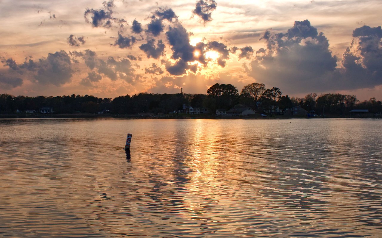 Bay Colony