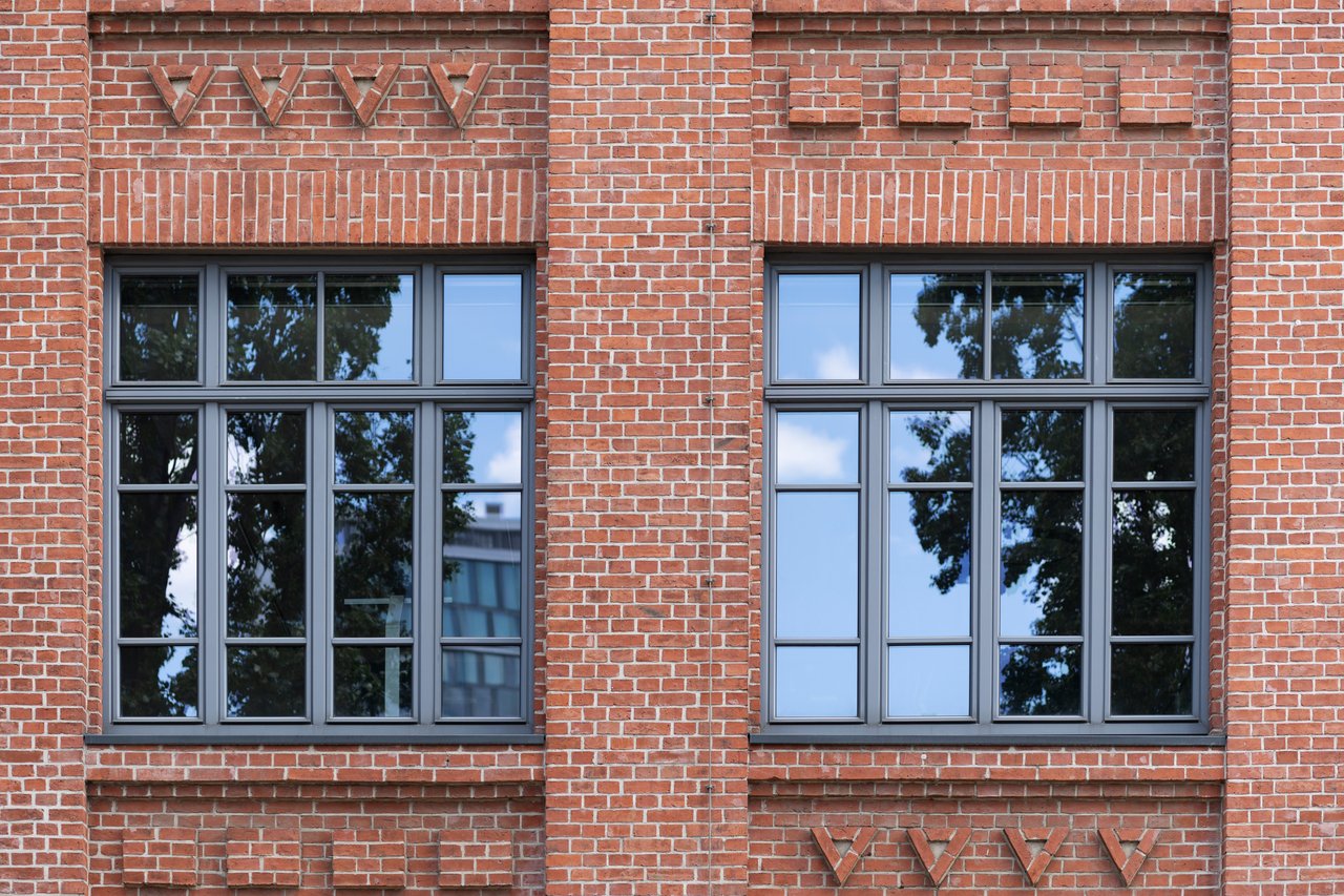 Classic Lofts vs. New Construction: What Buyers Should Know Before Choosing