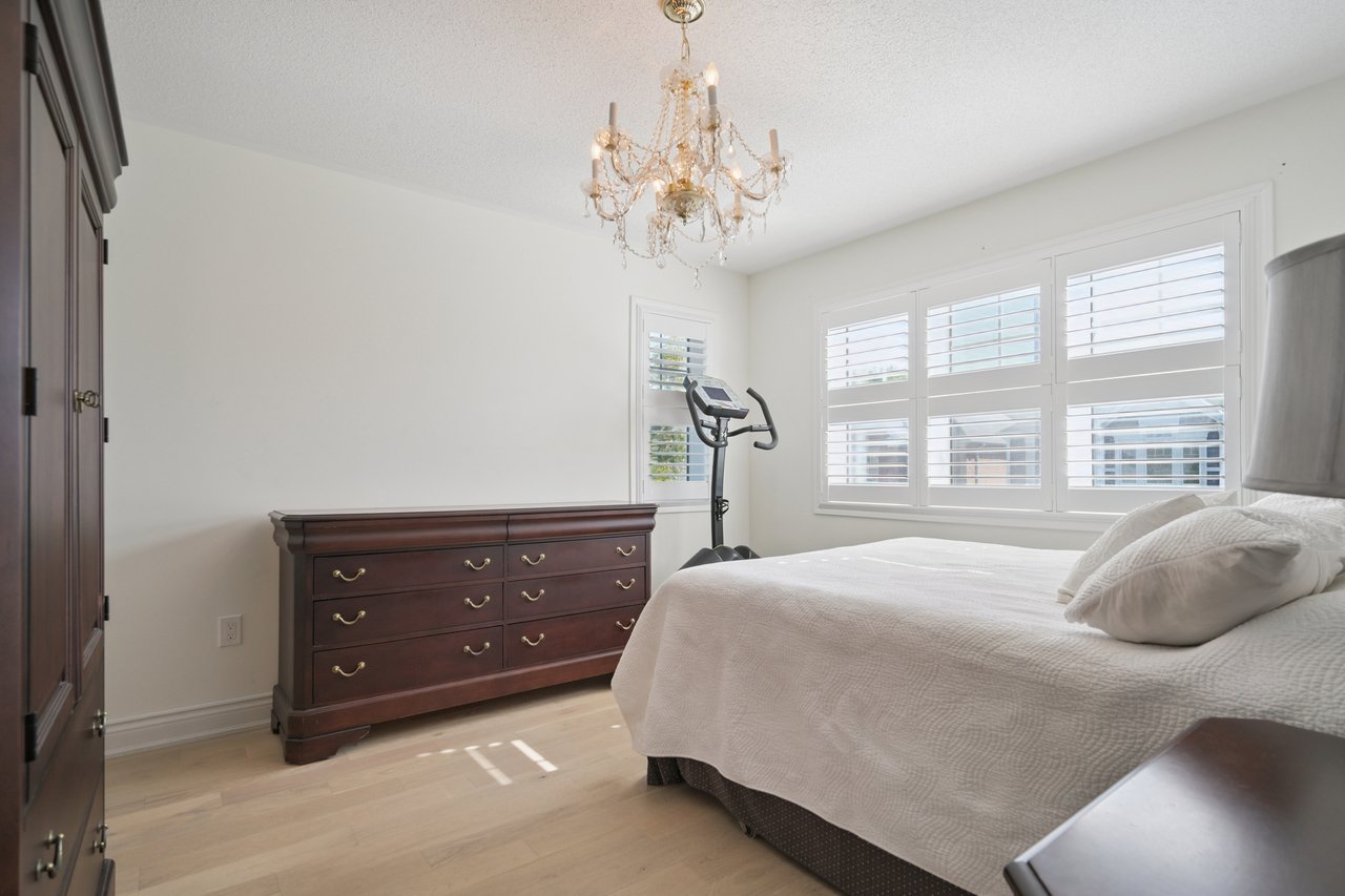 Impeccably Maintained, Sun-Filled Home