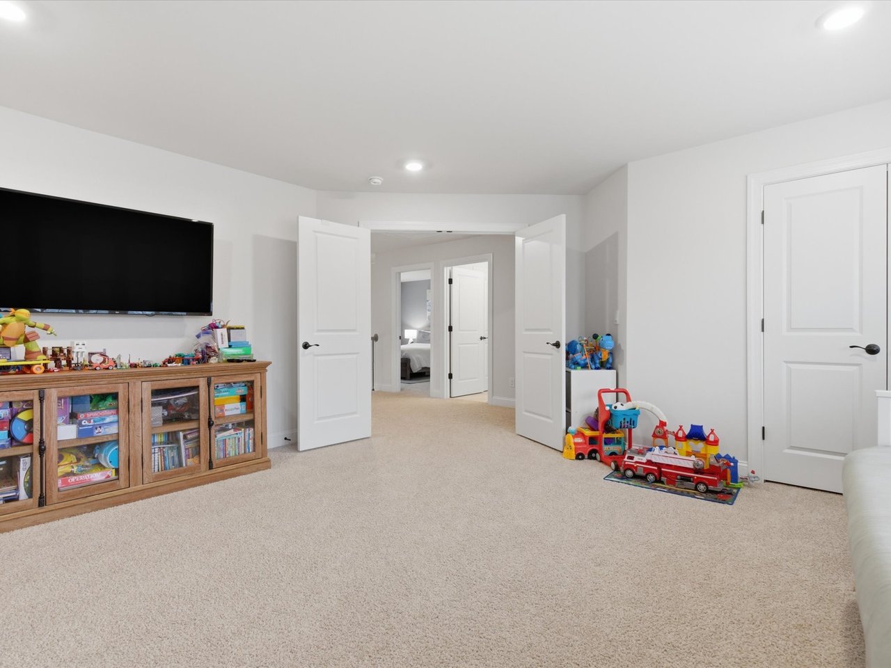 2204 Skybrook Oaks