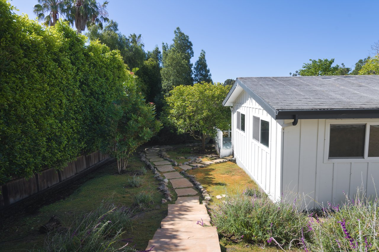 28926 Boniface Dr