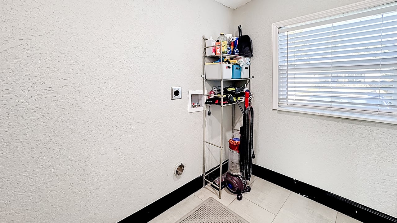 Updated Sanford Bungalow