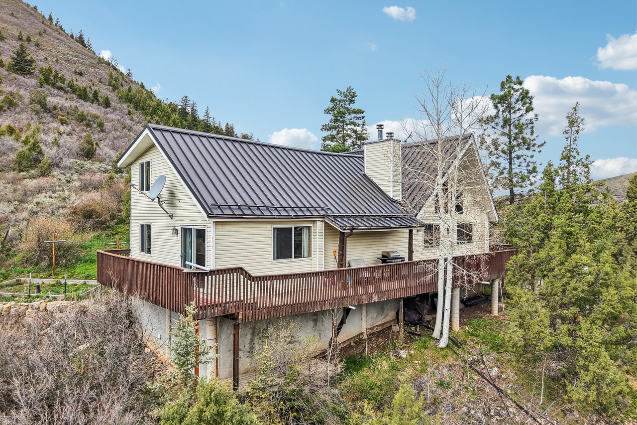 1538 Country Cir