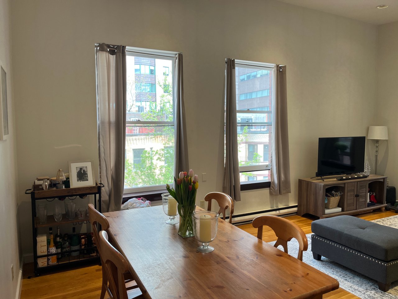 Saint Botolph Street - Top Floor 2 bedroom - Common Roof Deck and Laundry! September 1 