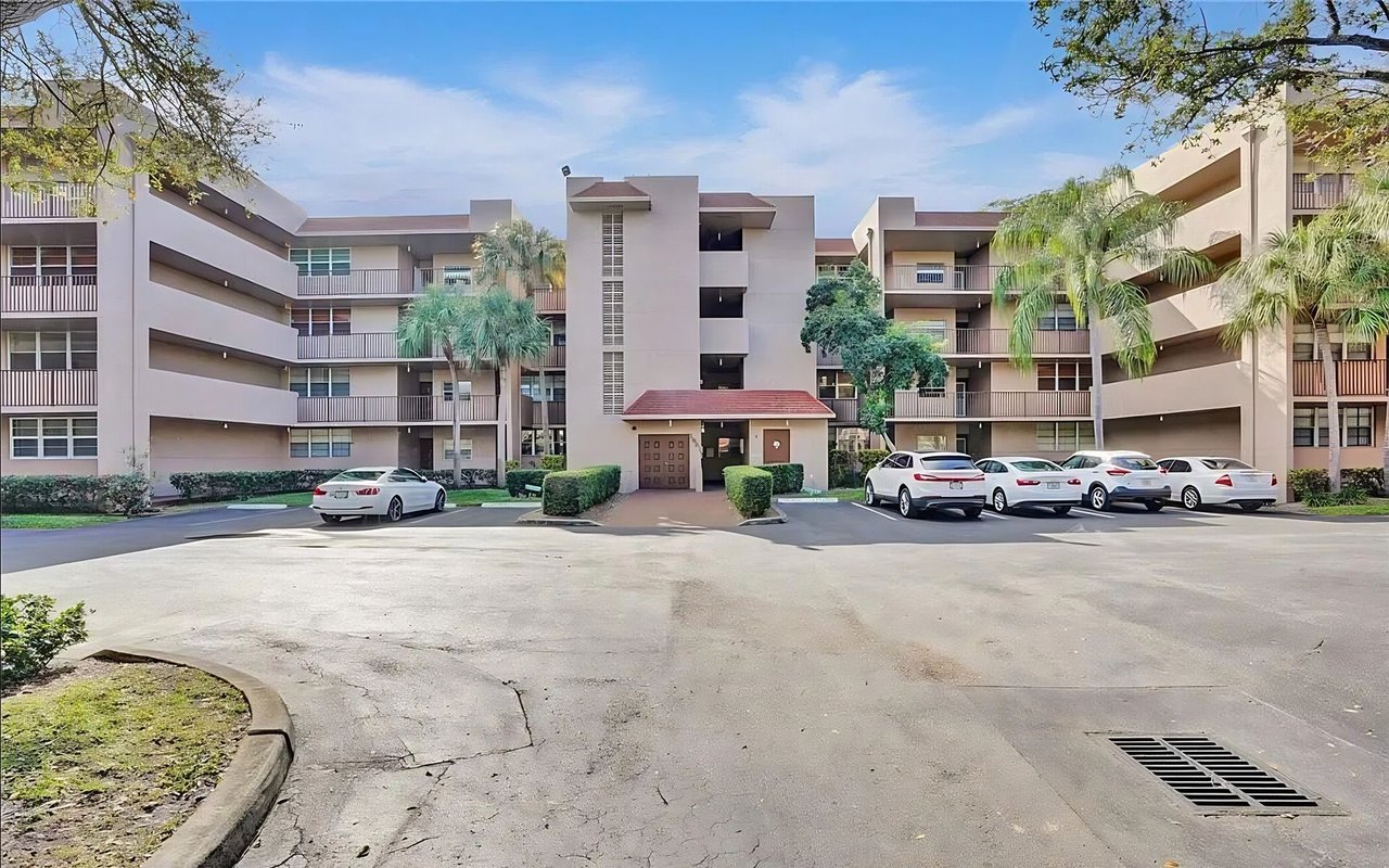 Just Listed: 1931 Sabal Palm Dr # 403 Davie, FL 33324