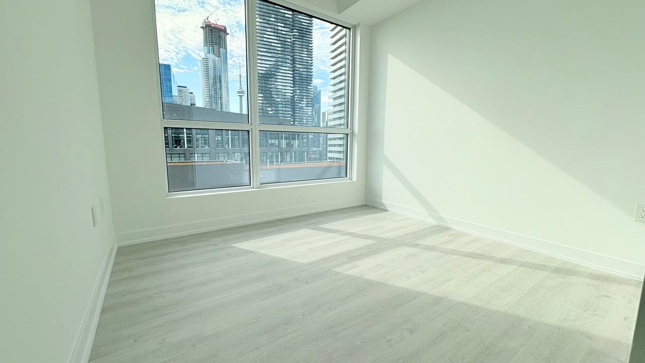 15 Richardson Street Unit: 1814