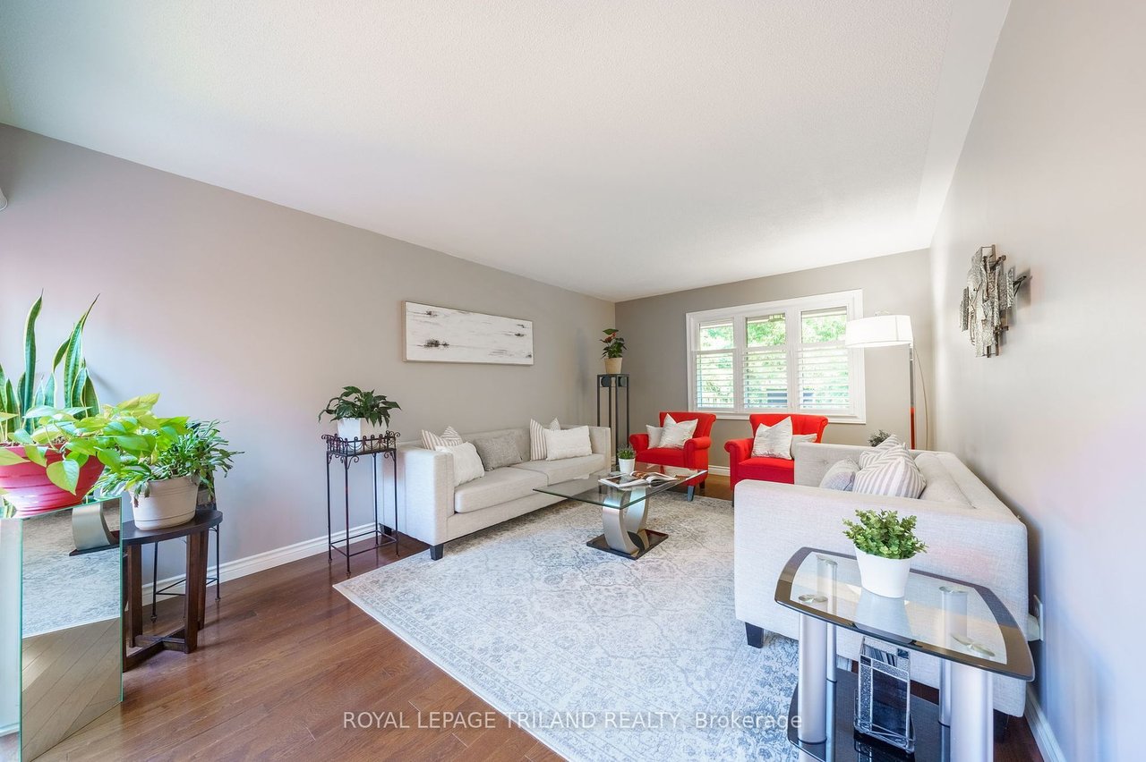 60 Rosecliffe Cres 12