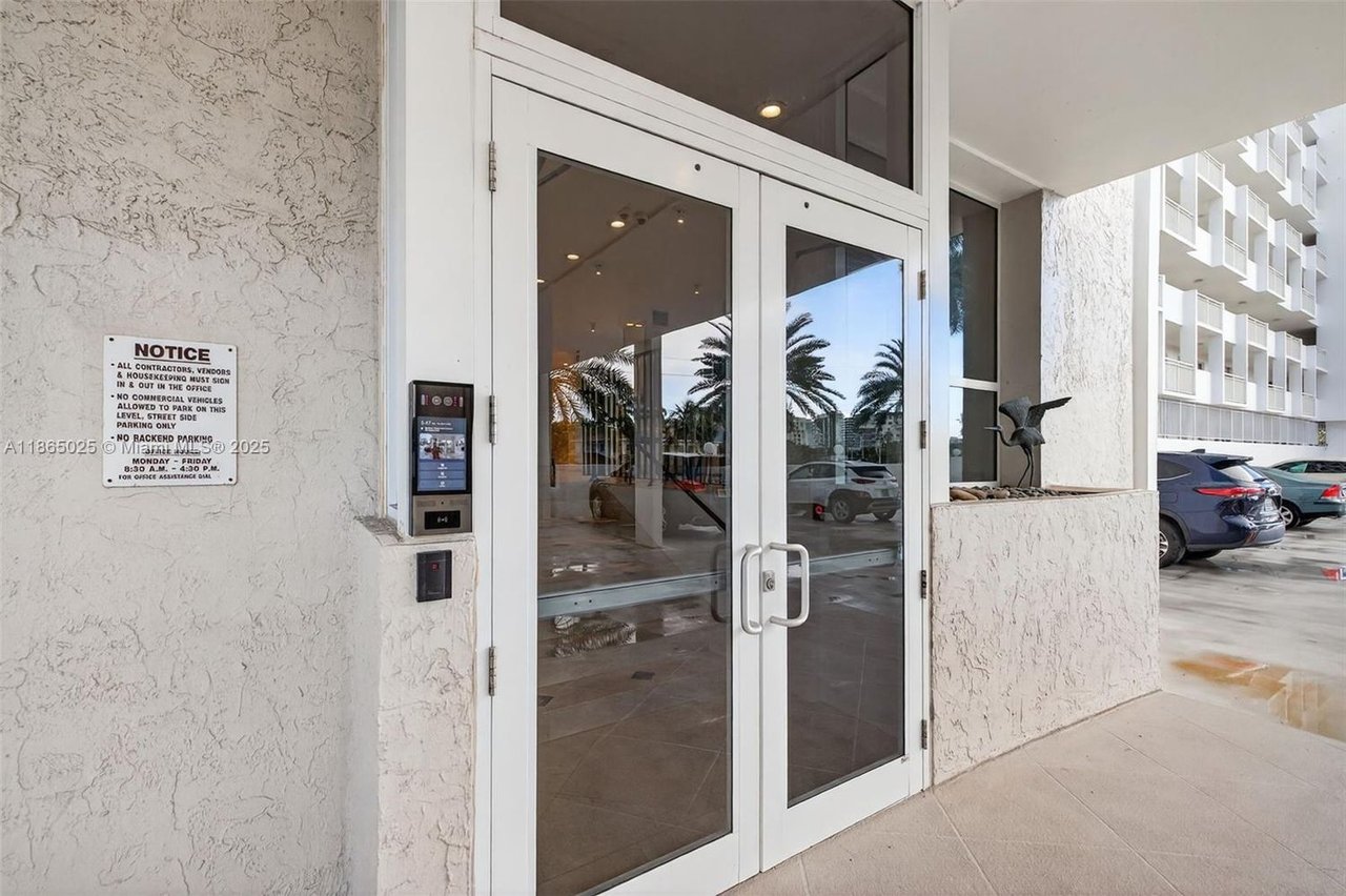 511 Bayshore Dr #1005