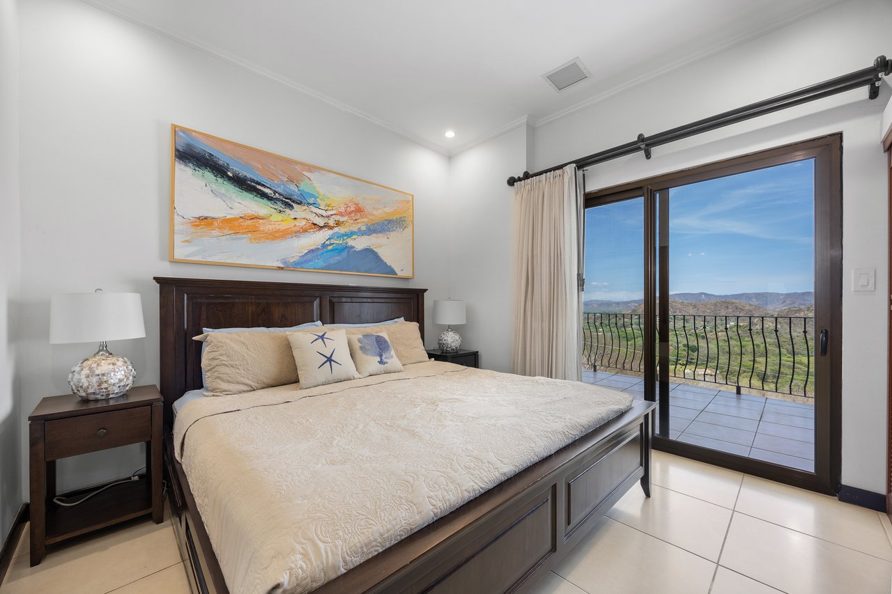 Flamingo Towers 30 | These views will absolutely take your breath away!
