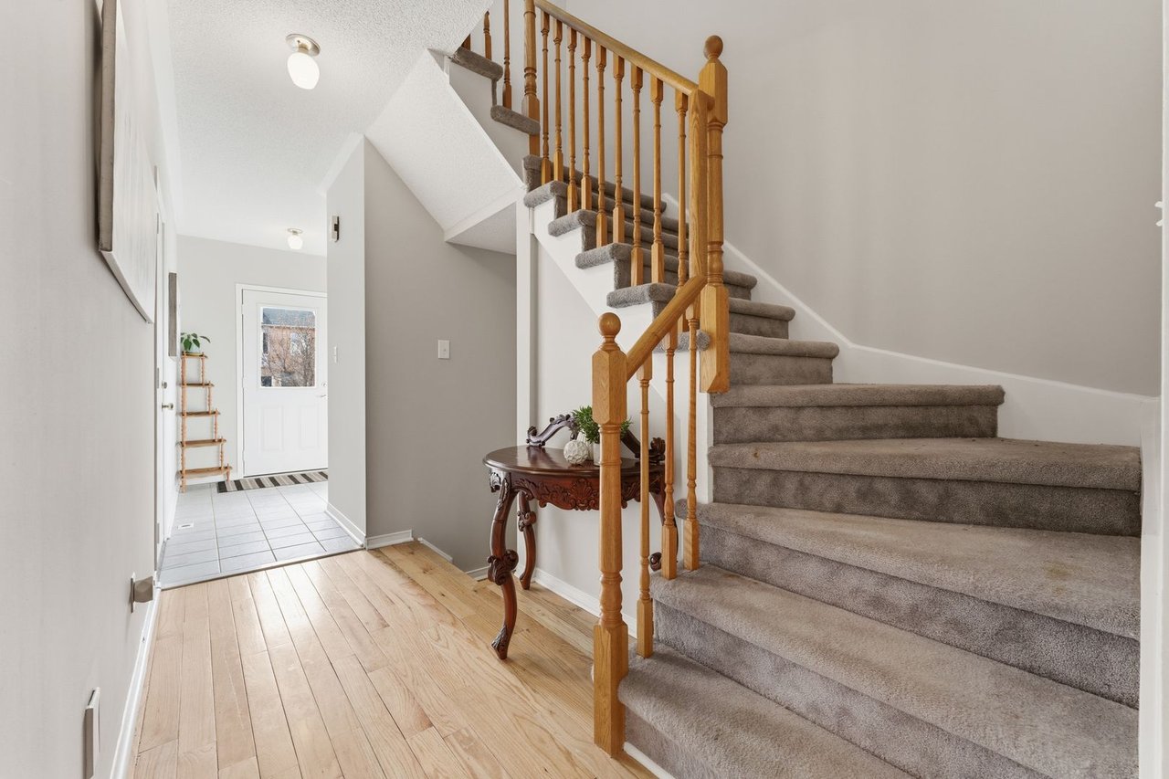 819 Village Green Blvd 27