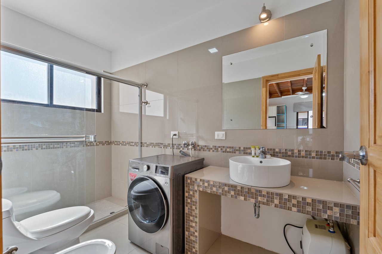 Condominio Villagio Parque del Lago Palma 21-1 | New two bedroom condo plus mezanine