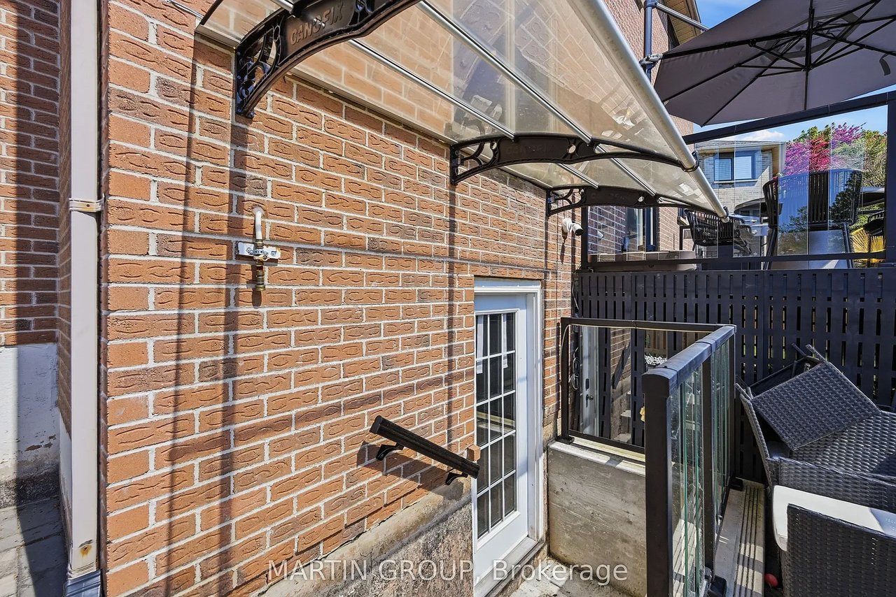 376 Carrier Ln