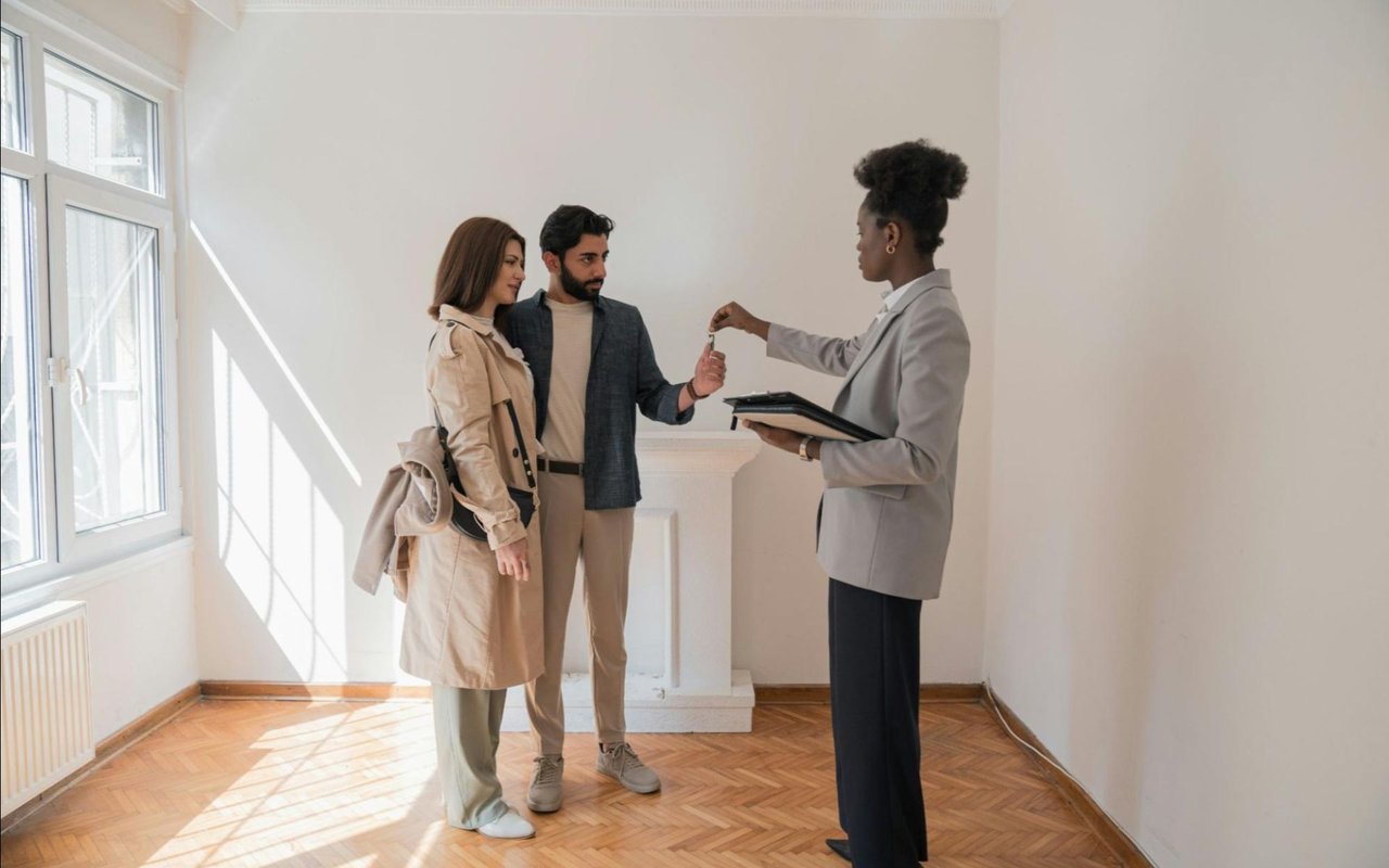 The Role of a Real Estate Agent in Your Home-Buying Journey cover
