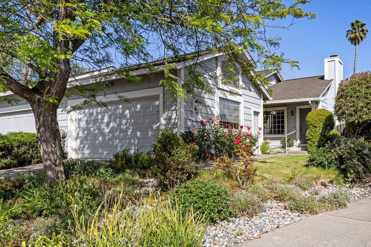 Charming Single-Level PUD in Petaluma’s Sought-After Morningstar Community