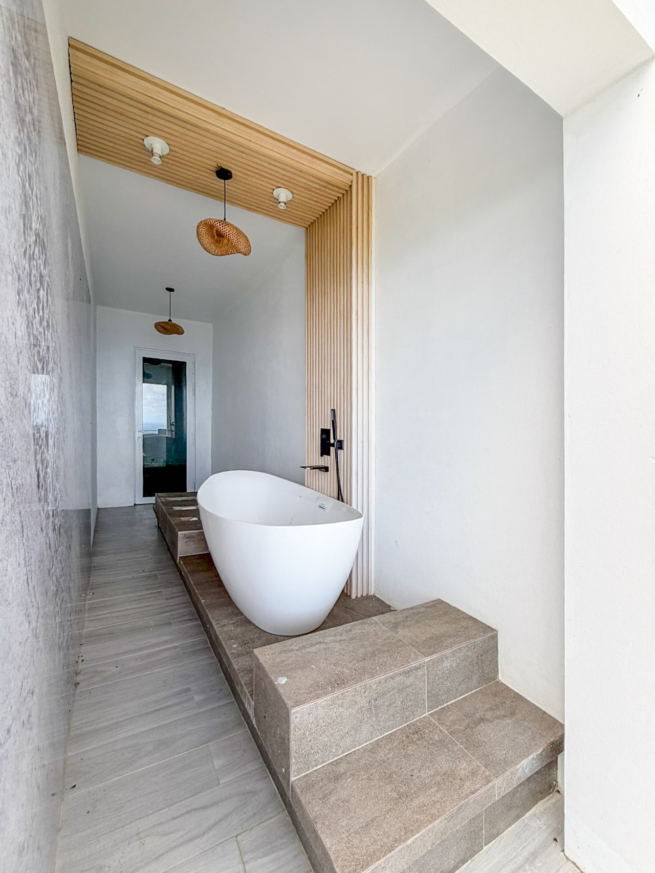 1104 Belle Vue 2 Bedroom Apartment