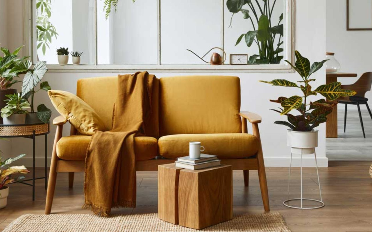 To Stage or Not to Stage Your Home
