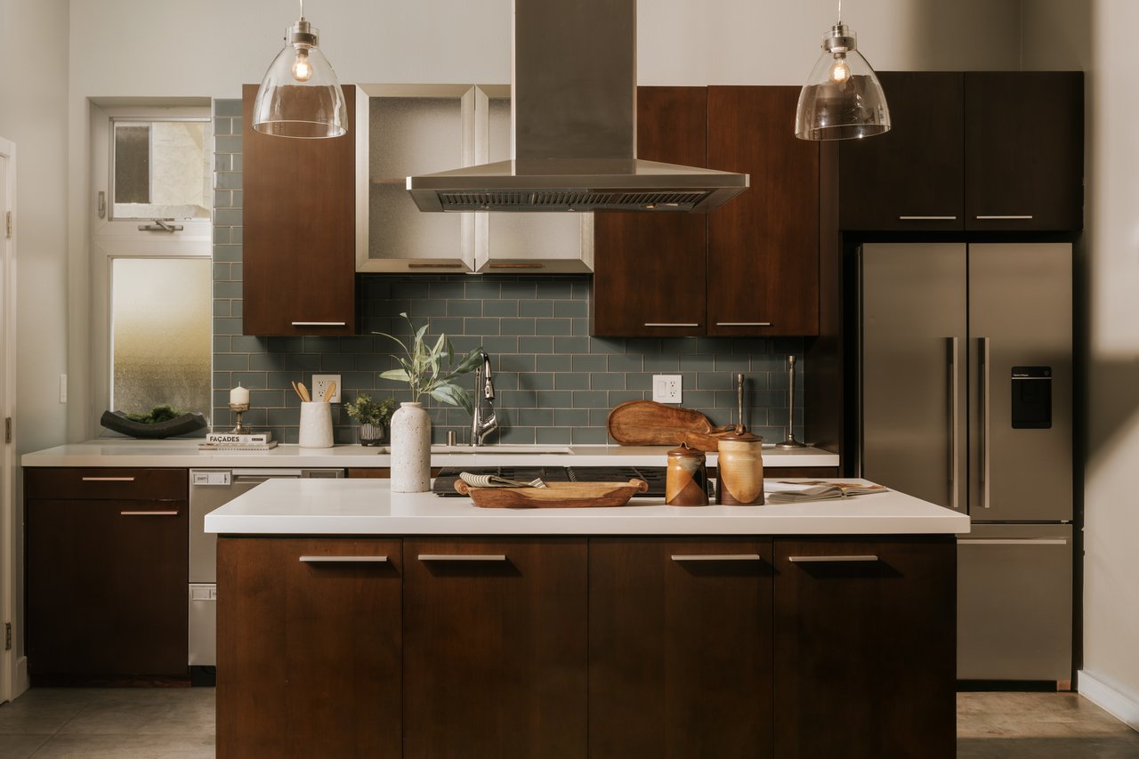 1524 11th St Unit: E
