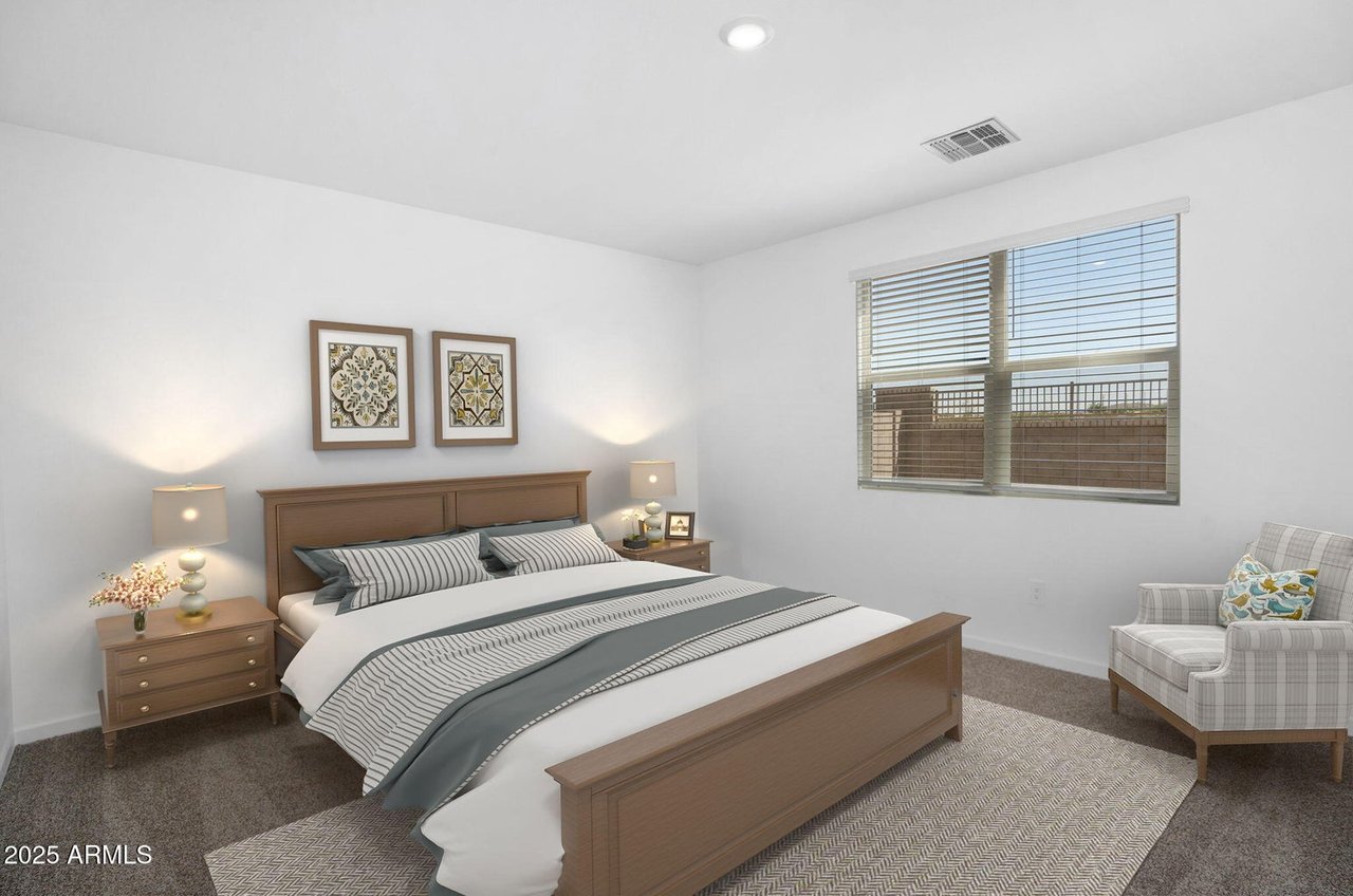 4811 W HUNTER Trail