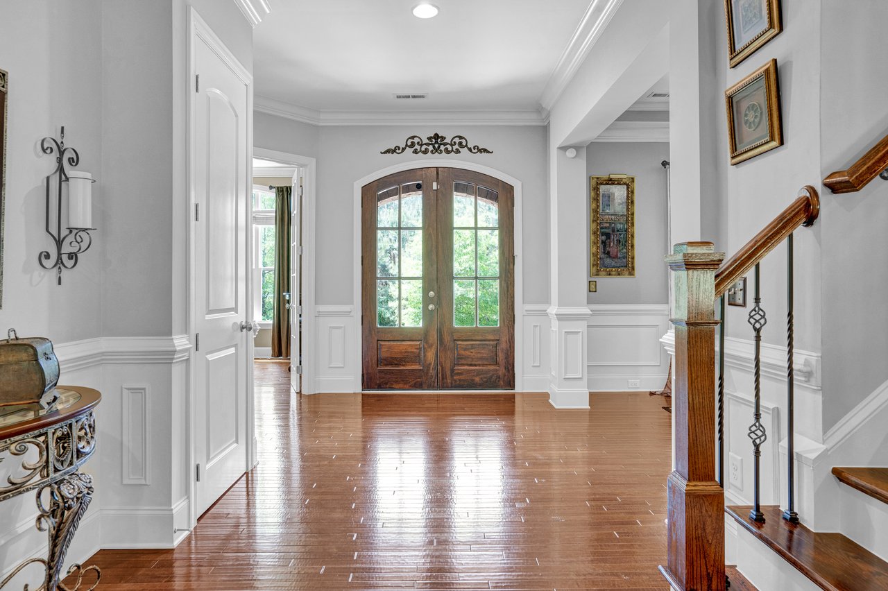 216 Colonial Ridge Drive