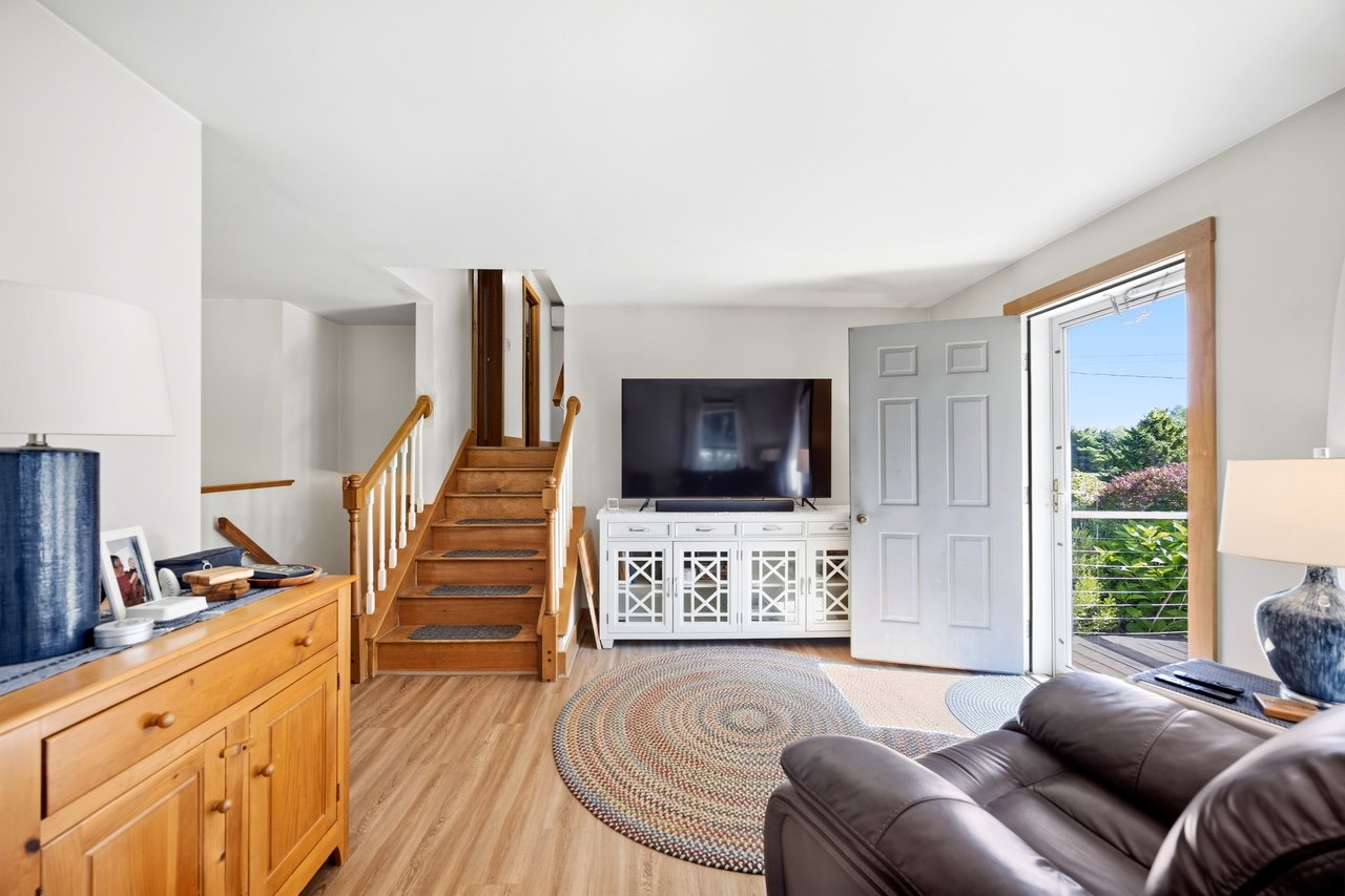 59 Ross Ave, Thomaston