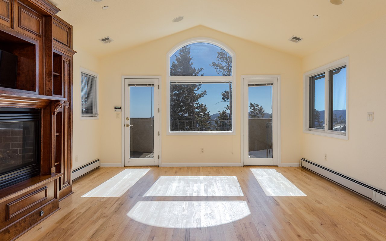 7400 Sunshine Canyon Drive