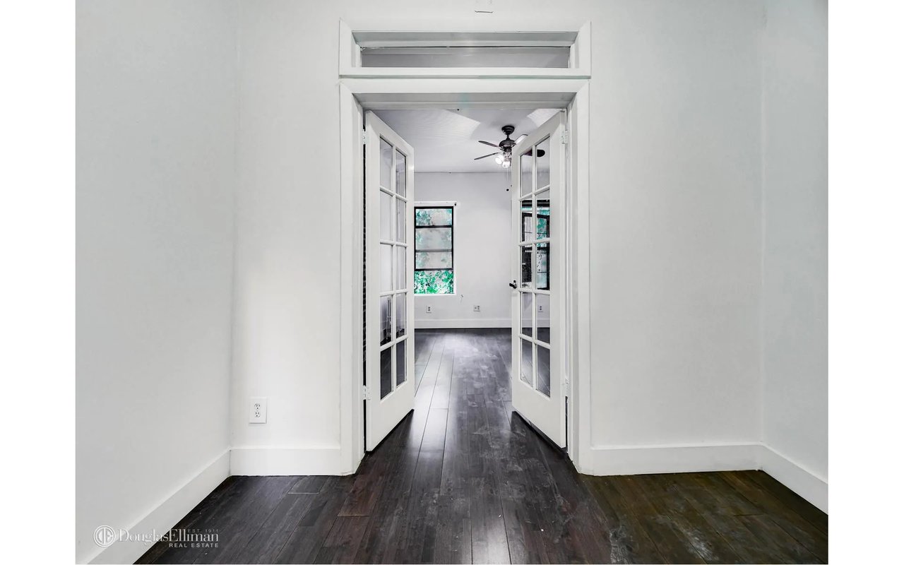 411 West 48th Street Unit: 3RW
