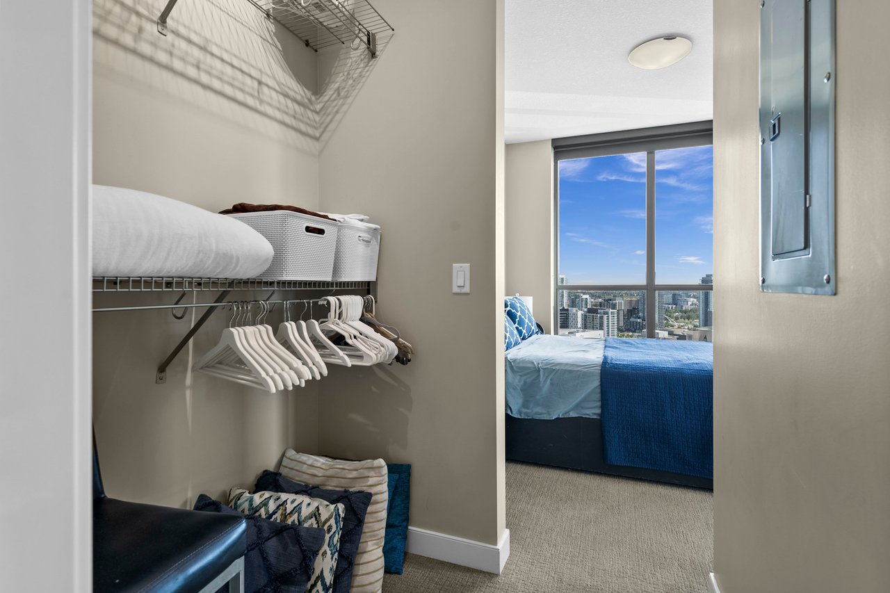 225 11 Avenue SE Unit: 2605