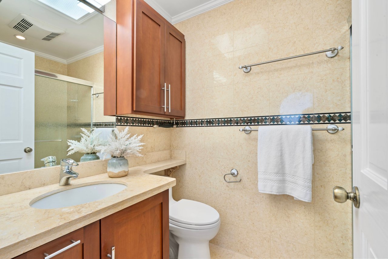 135 Karen Ct