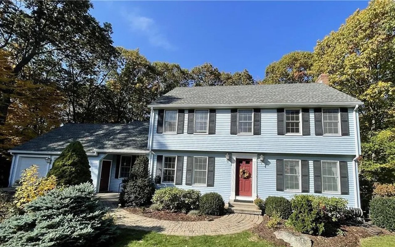 15 Barstow Ln