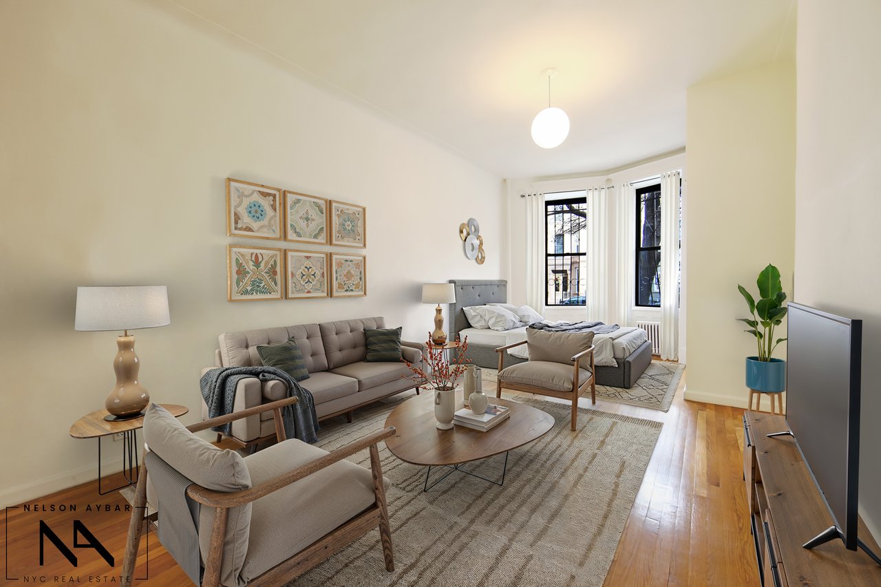768 Union St #2