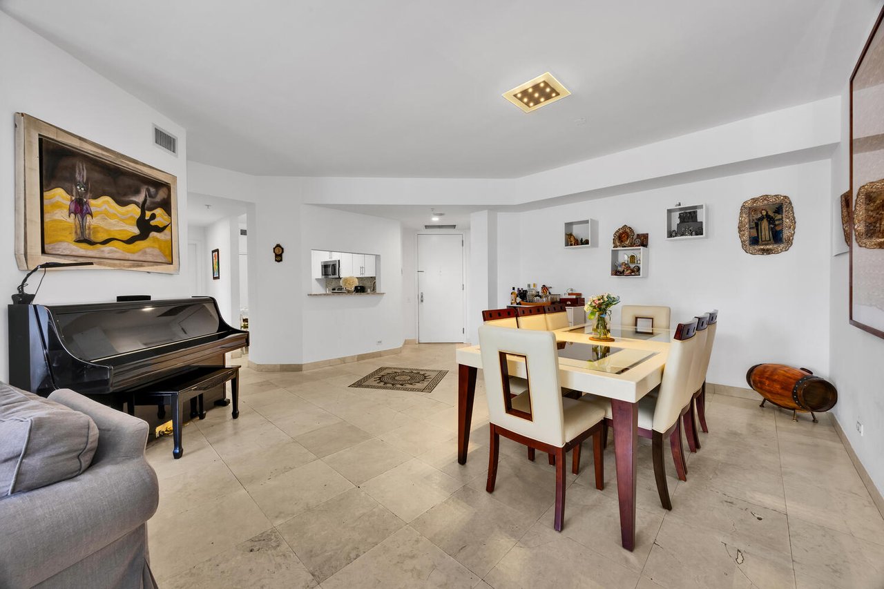 Spacious Rental in Brickell Key