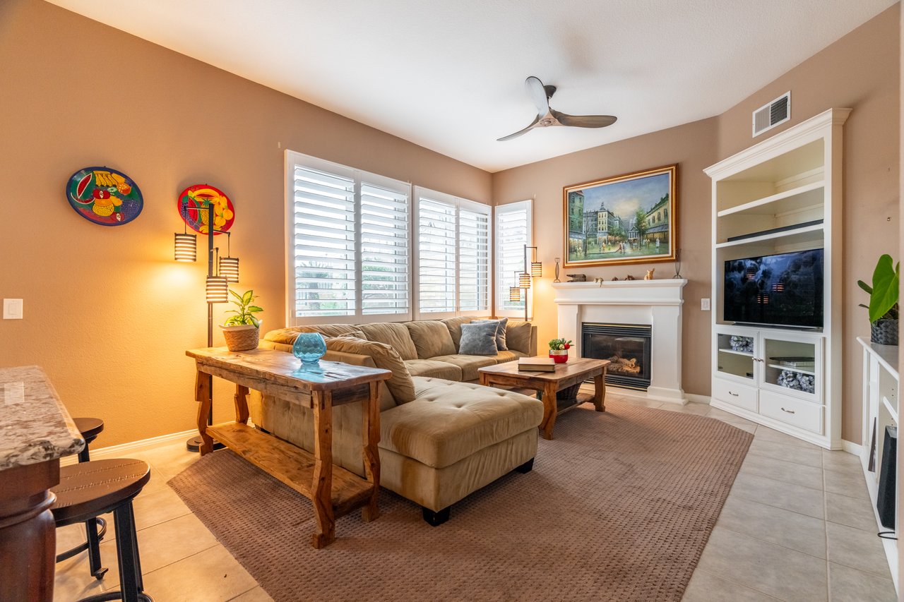 4501 Camino De Las Estrellas