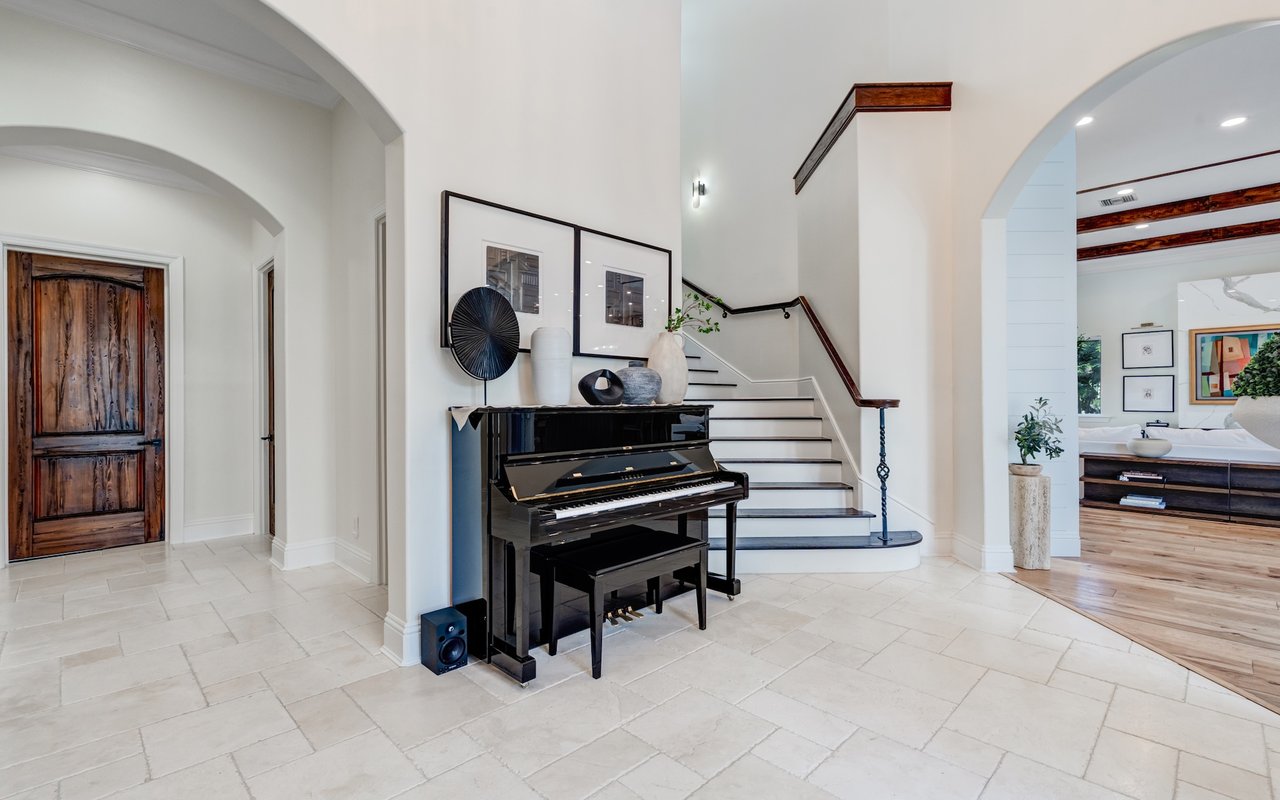 12450 Vittoria Way