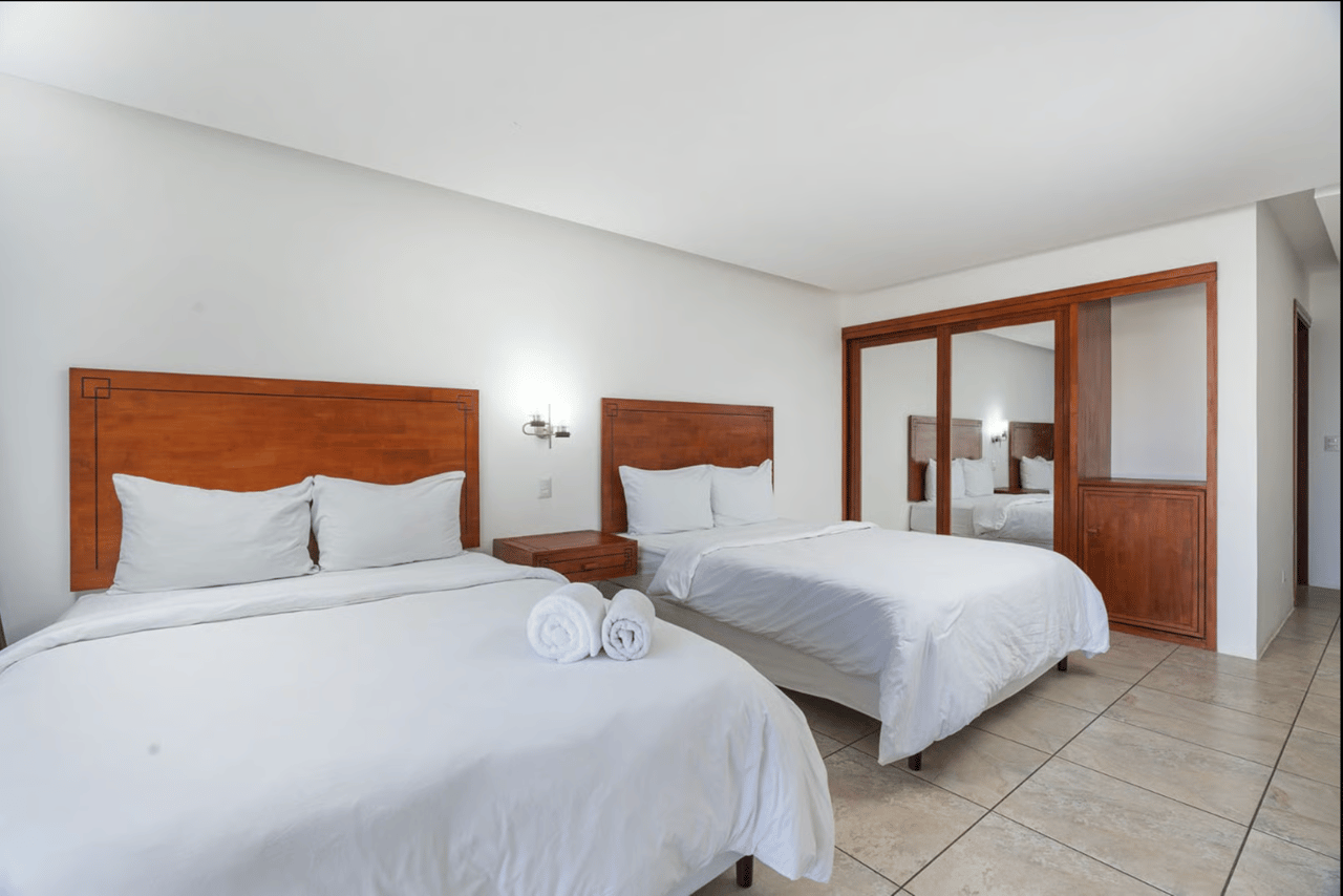 Dunama Flamingo Oceanfront Boutique Hotel & Casino 