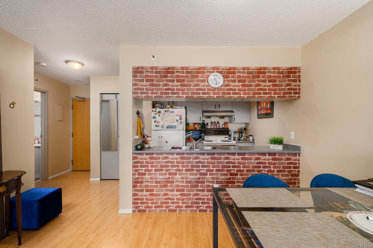 1060 Alberni St, #809