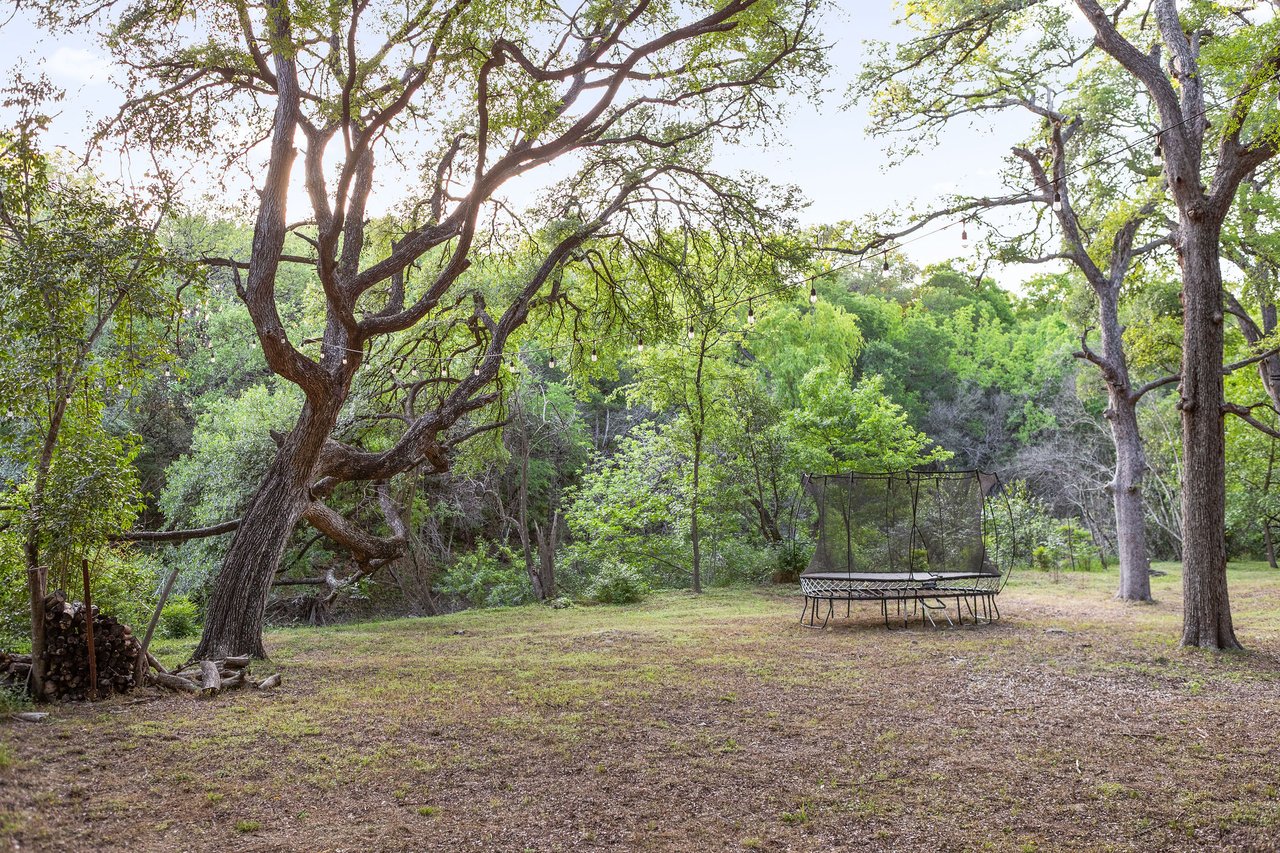 Great Oaks Tree House