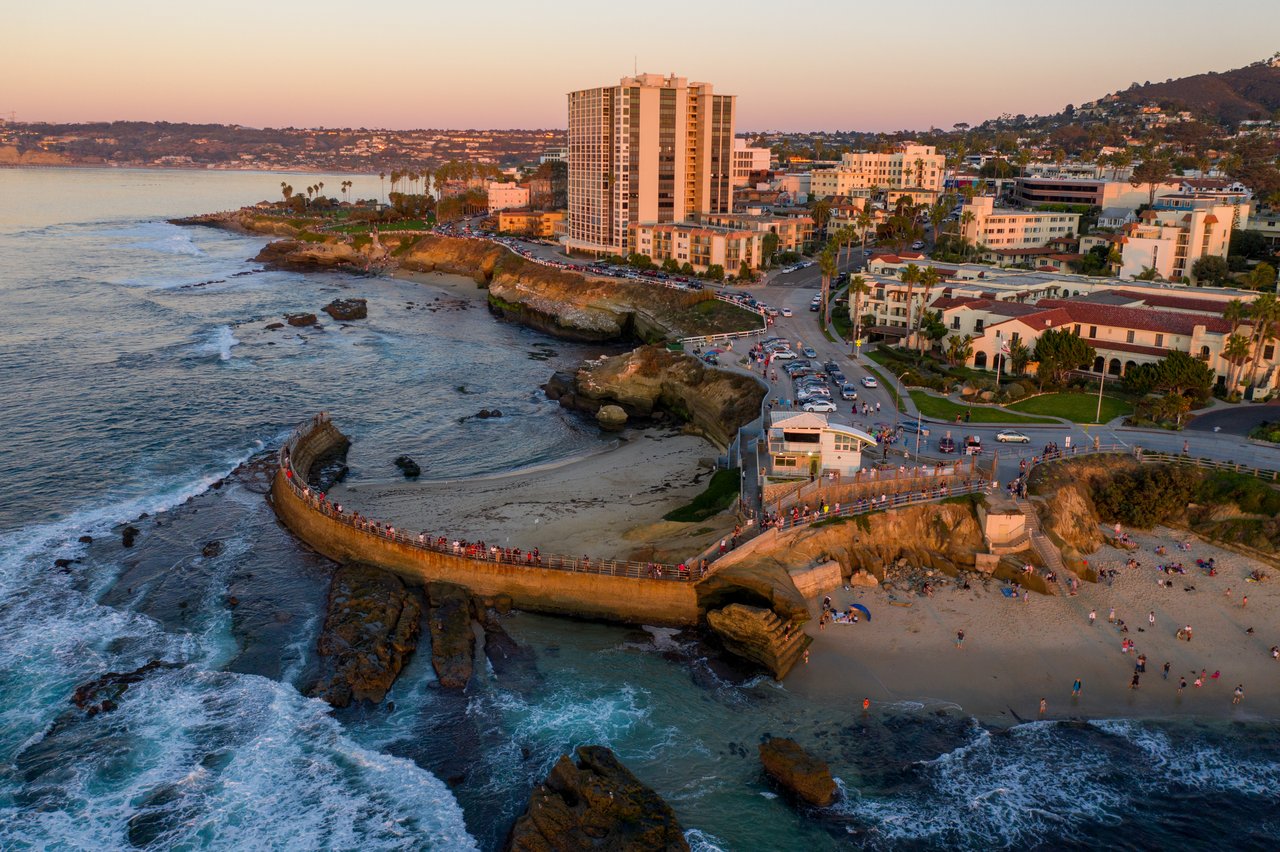 Why La Jolla Real Estate Does Not Follow National Trends