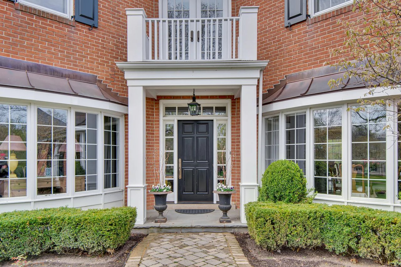 500 Douglas Dr