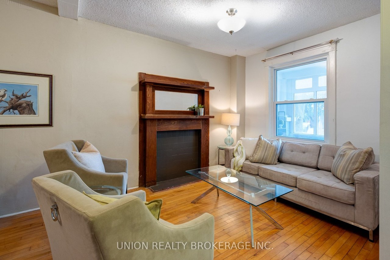 47 Roseheath Ave