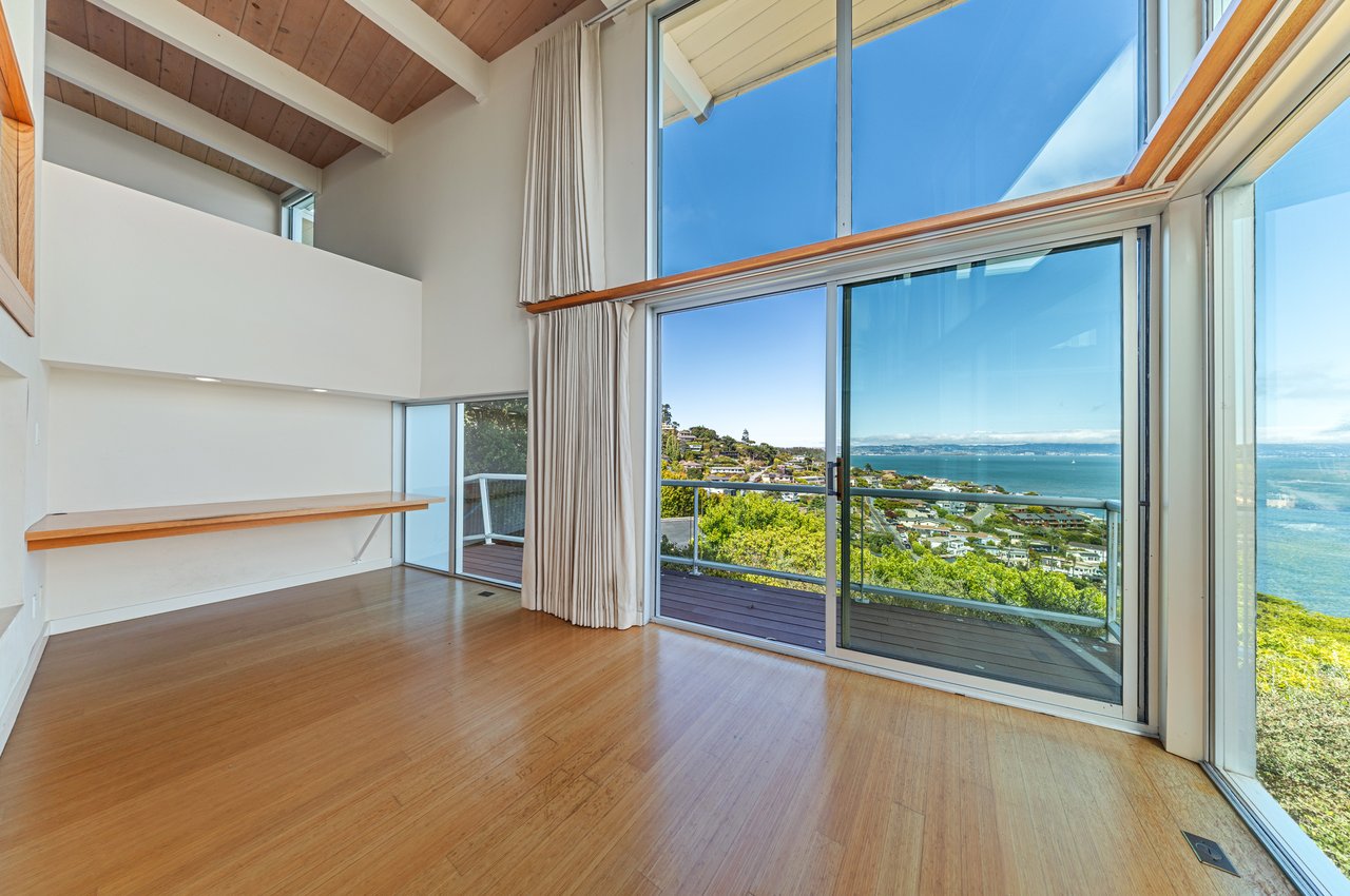 240 Loma Ave