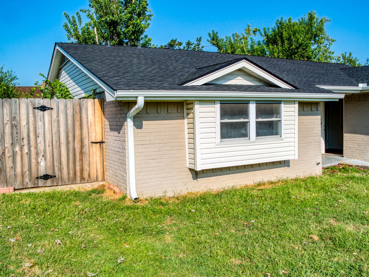 8 Red Rock Road