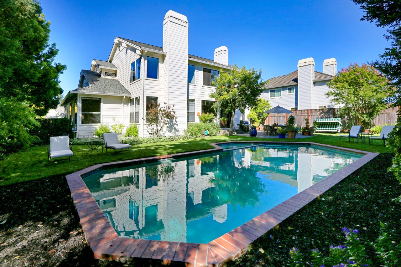 319 Jester Ct