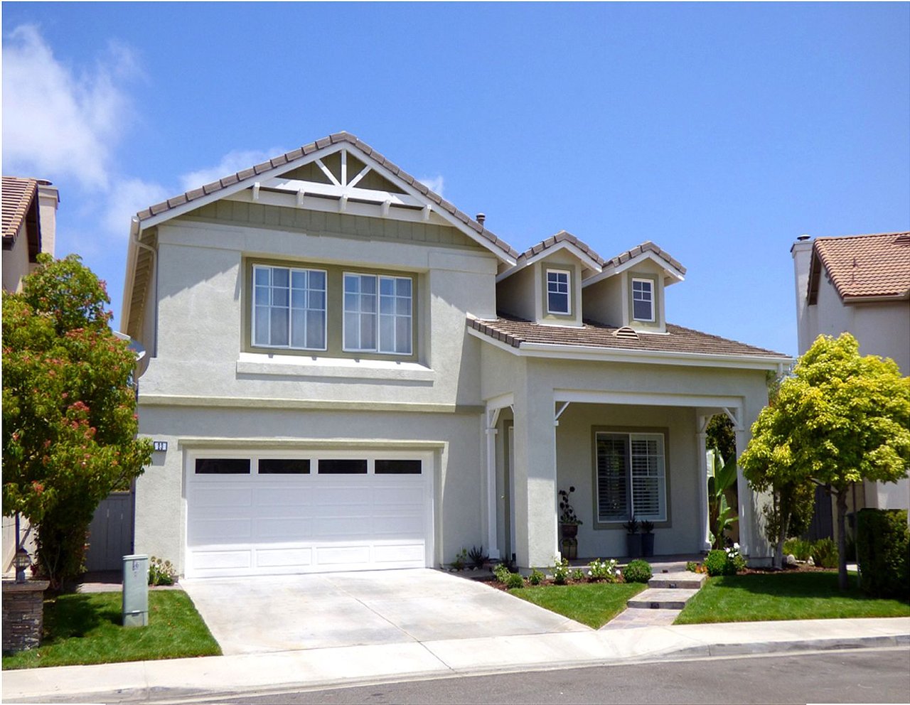 23 Bel Flora Ct